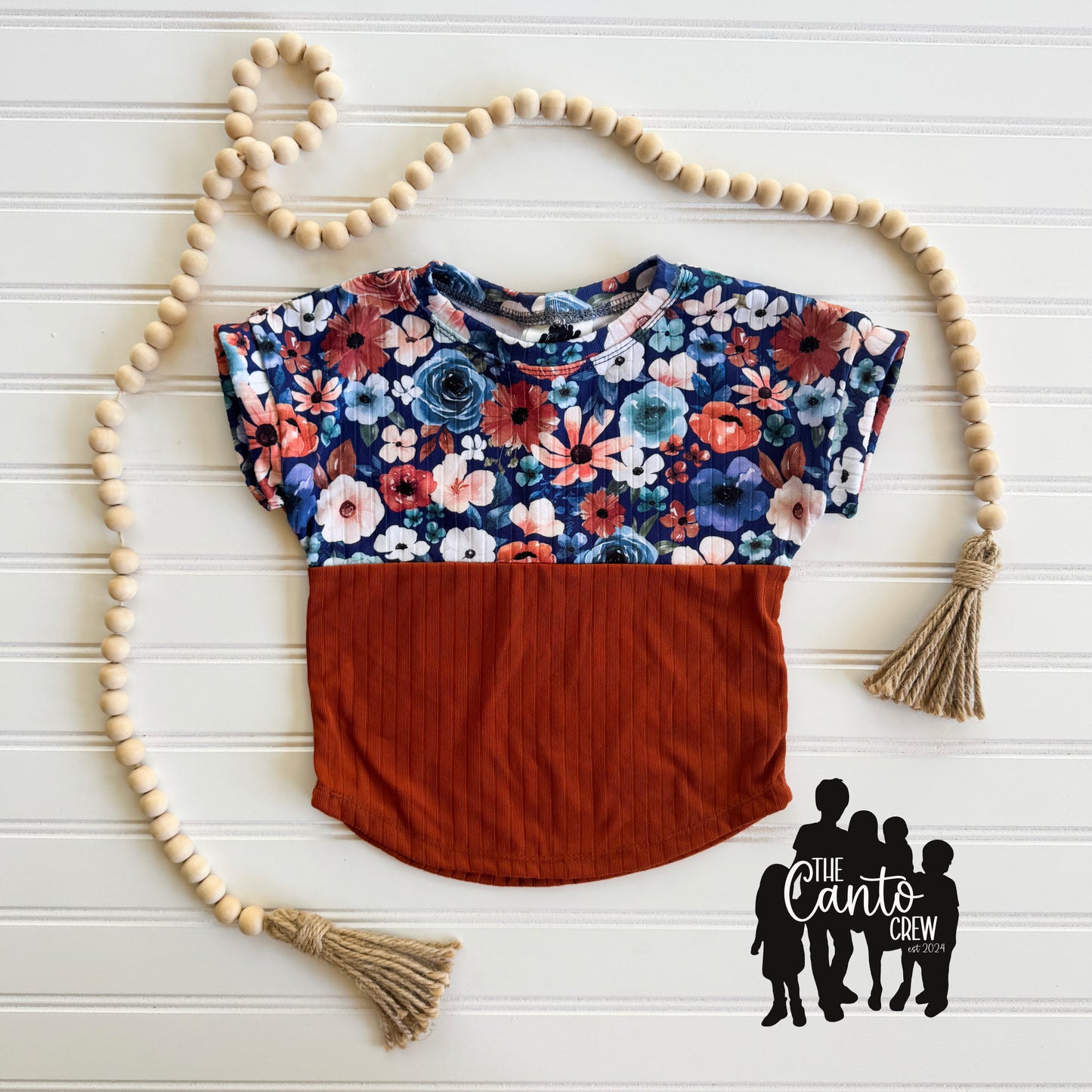 12/18 Split Curved Tee -- Blue/Rust Floral